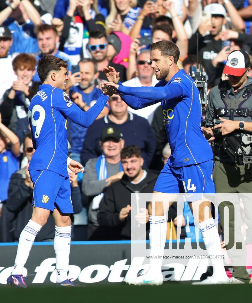 Premier League - Chelsea v AFC Bournemouth LONDON, ENGLAND, OCTOBER 10: GOAL 1-0, Jordan Henderson of Chelsea goal celebration with Pep Chavarria of Chelsea after scoring a goal to make the score 1-0 during The Premier League match between Chelsea v AFC Bournemouth at Stamford Bridge Stadium, London, England, on October 10. (Photo by Daniel Weir) London Stamford Bridge Stadium England