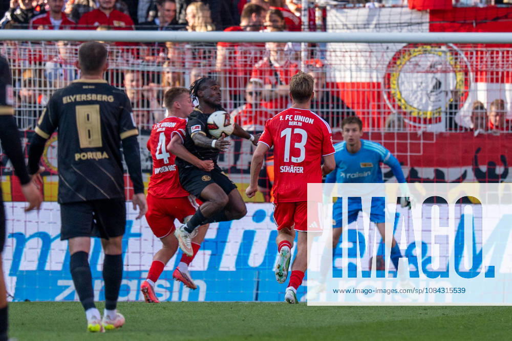 German Soccer 1st Bundesliga, Matchday 5, 2026–2027, 1. FC Union Berlin vs. SV Elversberg on October 10, 2026, at the Stadion An der Alten Försterei in Berlin; Noel Futkeu (SV Elversberg) in a 9-on-4 tackle with Zeno van den Bosch (1. FC Union Berlin), 4