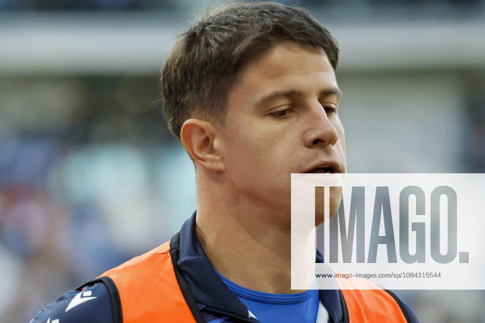 Adam Hlozek, TSG Hoffenheim, No. 10 warming up during the game, Germany, soccer, Bundesliga 1, Matchday 5, 2026–2027, TSG Hoffenheim vs. Hamburger SV, October 10, 2026, Sinsheim SNP Arena, Germany