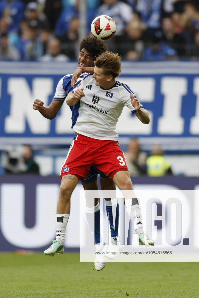 From left to right: A header duel between Bernardo of TSG Hoffenheim and David Moller Wolfe of HSV during the Bundesliga match between TSG 1899 Hoffenheim and Hamburger SV at the PreZero Arena, Sinsheim, Germany, on October 10, 2026, in action during the Bundesliga match between TSG 1899 Hoffenheim and Hamburger SV at the PreZero Arena, Sinsheim, Germany, on October 10, 2026. DFB and DFL regulations prohibit any use of photographs as image sequences and or quasi-video,