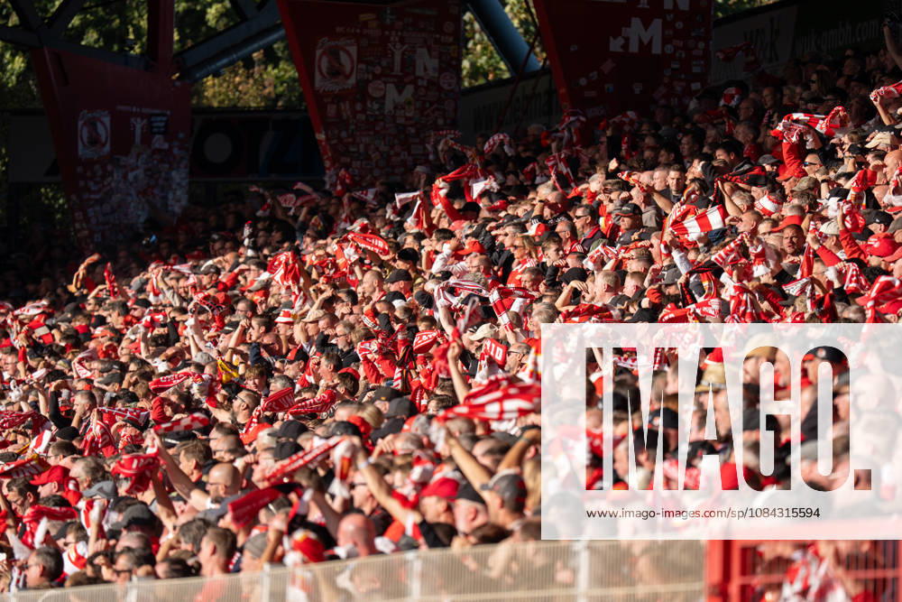 German Soccer 1st Bundesliga, Matchday 5, 2026–2027, 1. FC Union Berlin vs. SV Elversberg on October 10, 2026, at the Stadion An der Alten Försterei in Berlin. Union fans
