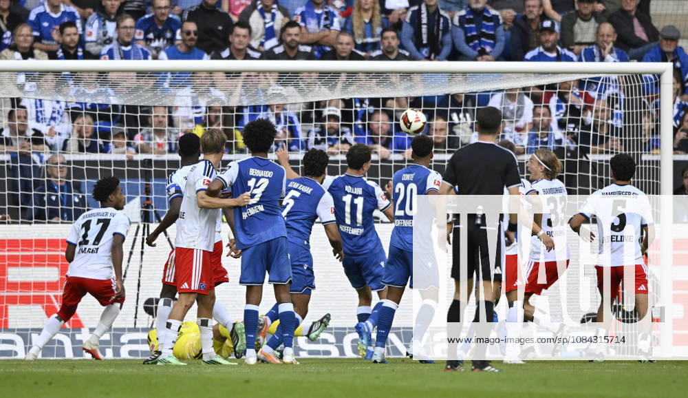 GOAL: 1-1 Fisnik Asllani TSG 1899 Hoffenheim 11 Shot on Goal Action Scoring Chance TSG 1899 Hoffenheim vs. Hamburger SV HSV 10 10 2026 DFL REGULATIONS PROHIBIT ANY USE OF PHOTOGRAPHS AS IMAGE SEQUENCES AND OR QUASI-VIDEO TSG 1899 Hoffenheim vs. Hamburger SV (HSV)