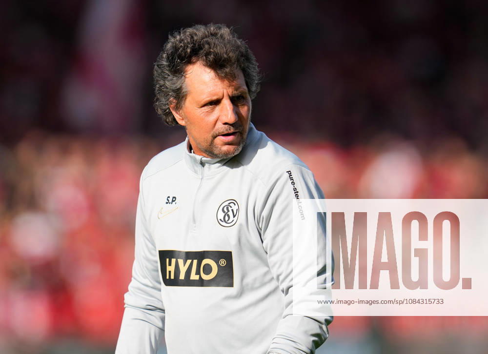 Sascha Purket, SV Elversberg, goalkeeper coach, before the game in Germany: 1. FC Union Berlin vs. SV Elversberg, Bundesliga 1, Matchday 5, 2026–27 season, Stadion An der Alten Foersterei, Berlin, October 10, 2026. DFL regulations prohibit any use of photographs as image sequences and or quasi-video. 1. FC Union Berlin vs. SV Elversberg, 1st Bundesliga, Matchday 5, 2026–27 Season, October 10, 2026, Berlin