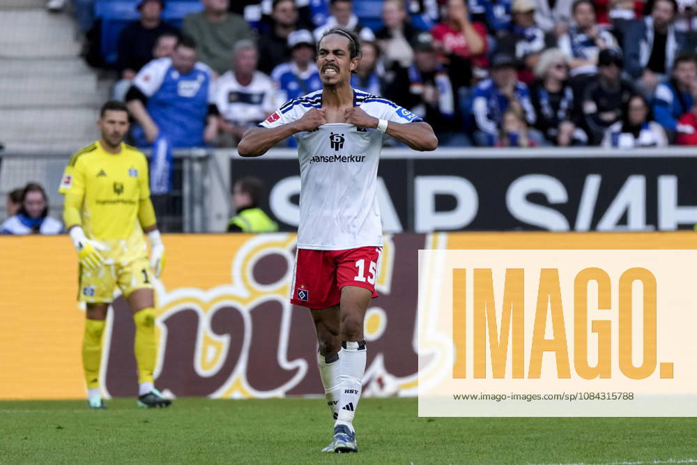 Yussuf Poulsen (HSV), 15, player for Hamburger SV (HSV), looking disappointed, disappointment, frustration, pessimistic, after the goal that tied the score at 1-1, action, game scene, cutout, Full-body, single frame, single photo, October 10, 2026, Sinsheim, Germany, soccer, Bundesliga, TSG 1899 Hoffenheim vs. Hamburger SV, DFB and DFL regulations prohibit any use of photographs as image sequences and or quasi-video