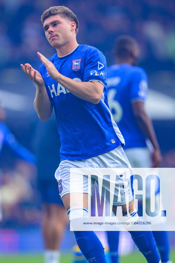 IPSWICH, ENGLAND OCTOBER 10 - Leif Davis of Ipswich Town during the Premier League game between Ipswich Town and Fulham at Portman Road on October 10, 2026 in Ipswich, England. (Photo by Keeran Marquis Sports Press Photo)