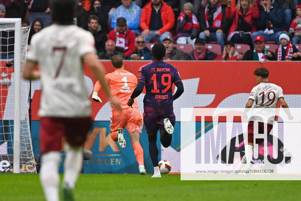 Goal by Robin FELLHAUER of FC Augsburg, making it 1–0; play; shot against Manuel NEUER, goalkeeper for Bayern Munich; Soccer; Bundesliga; 2026–2027 season, Matchday 5, Matchday 05, FC Augsburg vs. FC Bayern Munich on October 10, 2026, WWK Arena