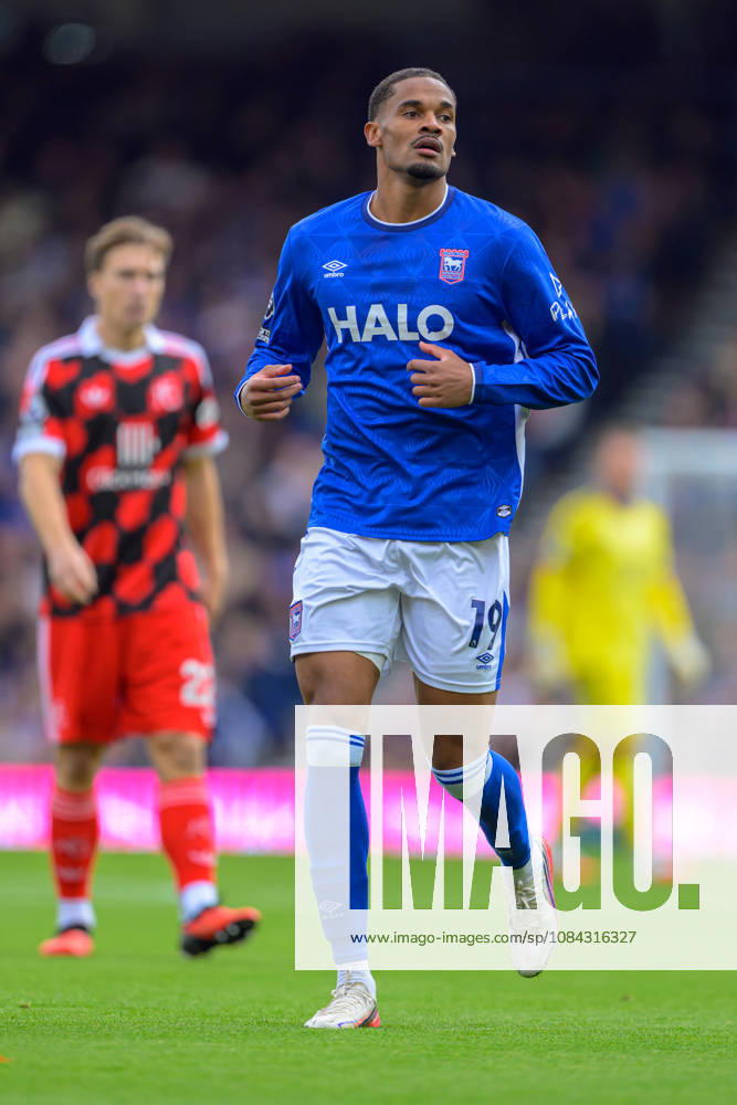 IPSWICH, ENGLAND OCTOBER 10 - Emersonn of Ipswich Town during the Premier League game between Ipswich Town and Fulham at Portman Road on October 10, 2026 in Ipswich, England. (Photo by Keeran Marquis Sports Press Photo)