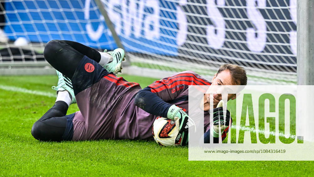 Germany, Soccer, Men s, Bundesliga 1, Matchday 5, FC Augsburg vs. FC Bayern Munich, Manuel Neuer, Bayern Munich, 1 Augsburg, WWK Arena, Bayern, Germany