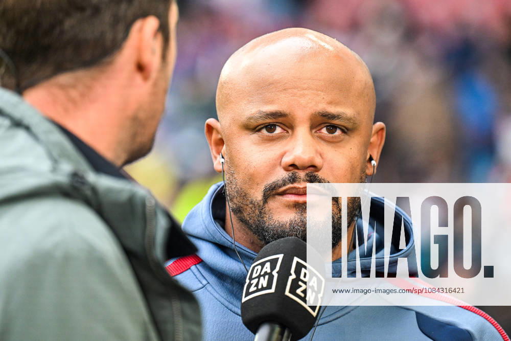 Germany, Soccer, Men s, Bundesliga 1, Matchday 5, FC Augsburg vs. FC Bayern Munich, Vincent Kompany (Bayern Munich), Interview with DAZN before kickoff, Augsburg WWK Arena, Bayern, Germany
