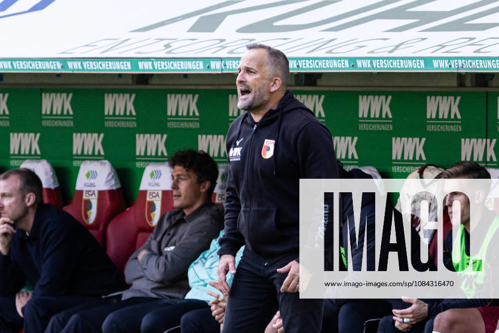 Germany: FC Augsburg vs. FC Bayern Munich, Bundesliga 1, Matchday 5, 2026–27 Season, WWK Arena Augsburg; Manuel Baum, Head Coach, FC Augsburg; Emotions; Augsburg; WWK Arena; Bayern; Germany