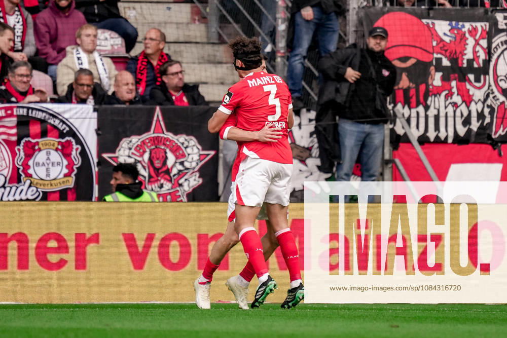 Germany Soccer Season 2026–2027, 1. Bundesliga, Matchday 5, FSV Mainz 05 vs. Bayer 04 Leverkusen at MEWA Arena in Mainz—Fabio Gruber (1, FSV Mainz 05) and Anthony Caci (3, FSV Mainz 05), 19 goals and goal celebrations for the 2–2 tie, goal, goal celebrations, cheering, joy, emotions, Mainz, MEWA Arena, Germany