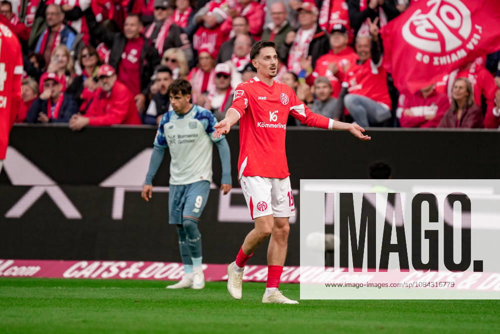 German Soccer Season 2026–2027, 1. Bundesliga, Matchday 5, 1 FSV Mainz 05 vs. Bayer 04 Leverkusen, MEWA Arena, Mainz, Anthony Caci, 1 FSV Mainz 05, 19 gestures, body language, emotion, after the goal, Mainz, MEWA Arena, Germany
