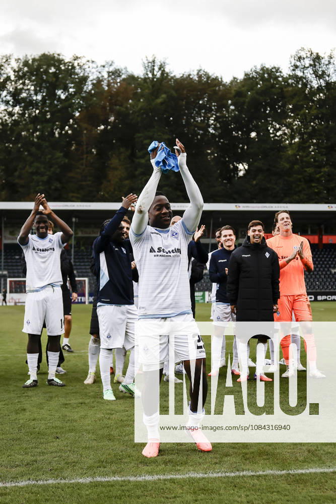 Soccer 3rd Division, SG Sonnenhof Grossaspach vs. SV Waldhof Mannheim – Celebrating with the fans after the game, Nolan Muteba of SV Waldhof Mannheim, No. 29, takes center stage during the celebration