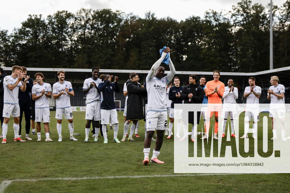 Soccer 3rd Division, SG Sonnenhof Grossaspach vs. SV Waldhof Mannheim – Celebrating with the fans after the game, Nolan Muteba of SV Waldhof Mannheim, No. 29, takes center stage during the celebration