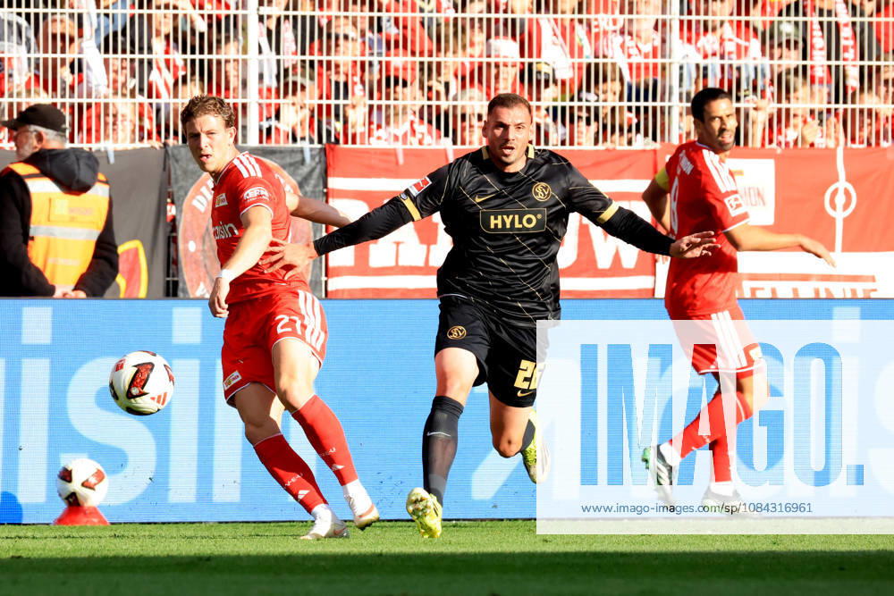 GER, Soccer, Bundesliga 1, 2026–2027, Alte Foersterei, 1. FC Union vs. SV Elversberg, Matchday 5 Tim Skarke 1. FC Union Berlin 21, Rani Khedira 1. FC Union Berlin 8, Luca Sirch, Elversberg 26, 1st Division, DFB, DFL regulations prohibit any use of photographs as image sequences and or quasi-video. nordphoto GmbH, Engler, Berlin, Alte Försterei Stadium, Berlin, Germany