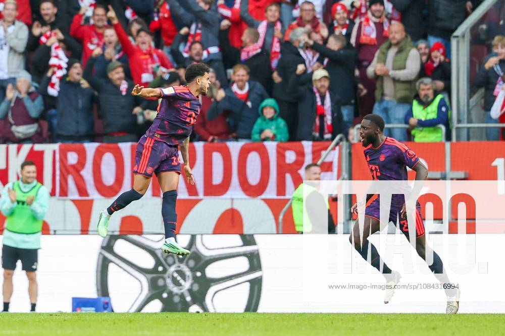 Goal celebration by Luis Diaz 14 (FC Bayern Munich) and Dayot Upamecano 2 (FC Bayern Munich); goal disallowed for offside, FC Augsburg vs. FC Bayern Munich, soccer, Bundesliga 1, Matchday 5, October 10, 2026. DFB and DFL regulations prohibit any use of photographs as image sequences and or quasi-video. Augsburg, Bayern, Germany