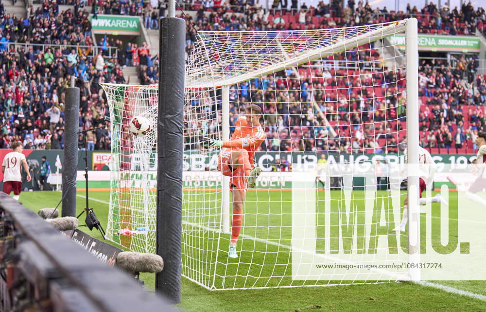Robin Fellhauer of Augsburg scoring the 1-0 goal after 8,4 seconds and after a big mistake of Manuel Neuer, goalkeeper of FC Bayern München , Head coach Vincent Kompany of Bayern München disappointed in the background during the match FC AUGSBURG - FC BAYERN MÜNCHEN on October 10, 2026 at WWK Arena Augsburg, Germany. Season 2026 2027, 1.Bundesliga, FCB,