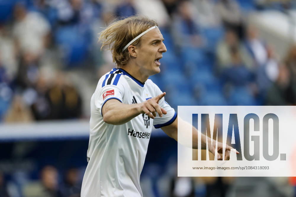 Sebastiaan Bornauw, Hamburger SV, 33, facial expressions, emotion, Germany, soccer, Bundesliga 1, Matchday 5, 2026–2027, TSG Hoffenheim vs. Hamburger SV, October 10, 2026, Sinsheim SNP Arena, Germany