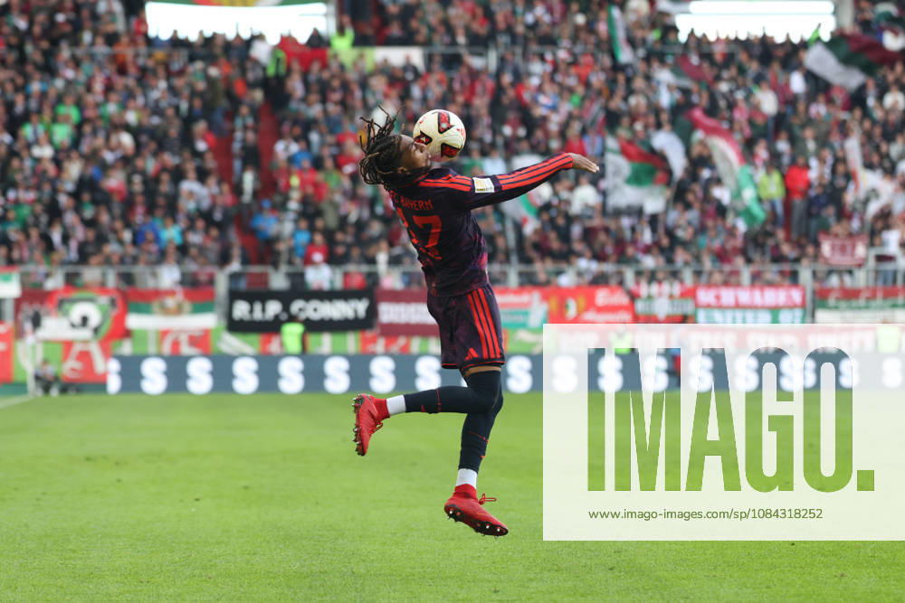 Michael Olise, FC Bayern Munich, 17, receives the ball, GER, FC Augsburg vs. FC Bayern Munich, Soccer, Bundesliga, Matchday 5, 2026–2027 Season, October 10, 2026, DFL and DFB regulations prohibit any use of photographs as image sequences and or quasi-video, GER, FC Augsburg vs. FC Bayern Munich, soccer, Bundesliga, Matchday 5, 2026–2027 season, October 10, 2026, Augsburg