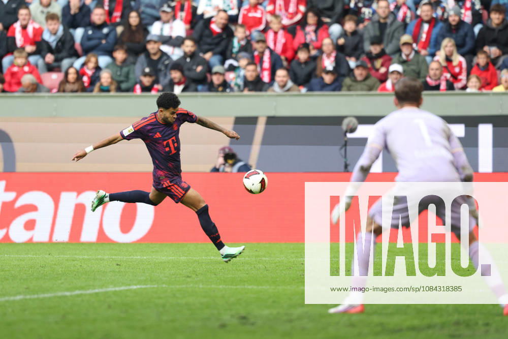 Luis Diaz of FC Bayern Munich, No. 14, with the ball, alongside Finn Dahmen of FC Augsburg, No. 01, GER, FC Augsburg vs. FC Bayern Munich, Soccer, Bundesliga, Matchday 5, 2026–2027 Season, October 10, 2026, DFL and DFB regulations prohibit any use of photographs as image sequences and or quasi-video, GER, FC Augsburg vs. FC Bayern Munich, soccer, Bundesliga, Matchday 5, 2026–2027 season, October 10, 2026, Augsburg
