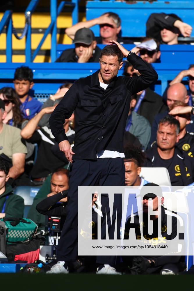 Premier League: Chelsea v AFC Bournemouth LONDON, UK - 10th Oct 2026: Chelsea Manager Xabi Alonso reacts during the Premier League match between Chelsea FC and AFC Bournemouth at Stamford Bridge London Stamford Bridge England United Kingdom