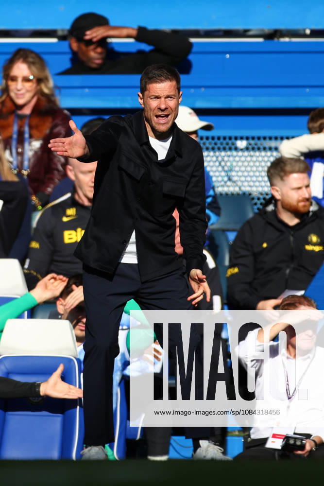 Premier League: Chelsea v AFC Bournemouth LONDON, UK - 10th Oct 2026: Chelsea Manager Xabi Alonso reacts during the Premier League match between Chelsea FC and AFC Bournemouth at Stamford Bridge London Stamford Bridge England United Kingdom