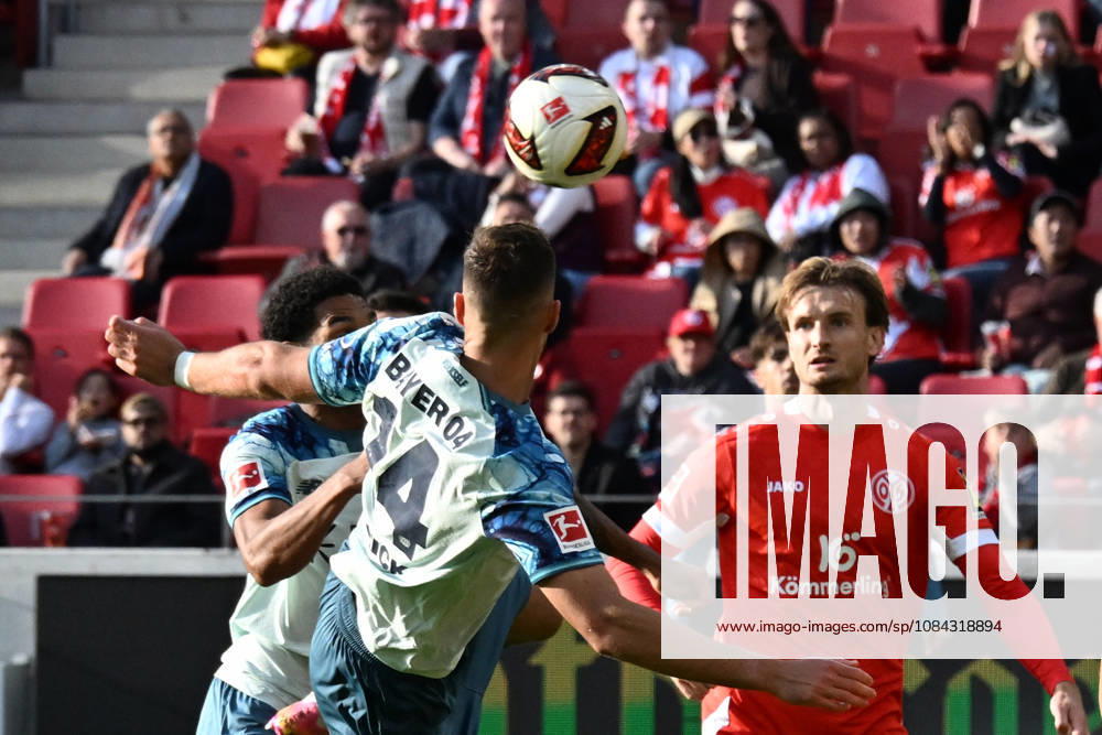 Soccer 1 Bundesliga, FSV Mainz 05 vs. Bayer 04 Leverkusen, Jarell Quansah (Bayer 04 Leverkusen) scores the goal, goal, scores the goal 2 3 Mainz