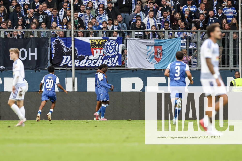 Germany, Soccer, Men s, 3rd Division, 2026–2027 Season, MSV Duisburg vs. TSG Hoffenheim II, Blessing Miguel Makanda, TSG II goal celebration, celebrating with his team after scoring the 0–2 goal, Duisburg, Schauinsland, Reisen Arena, North Rhine-Westphalia, Germany