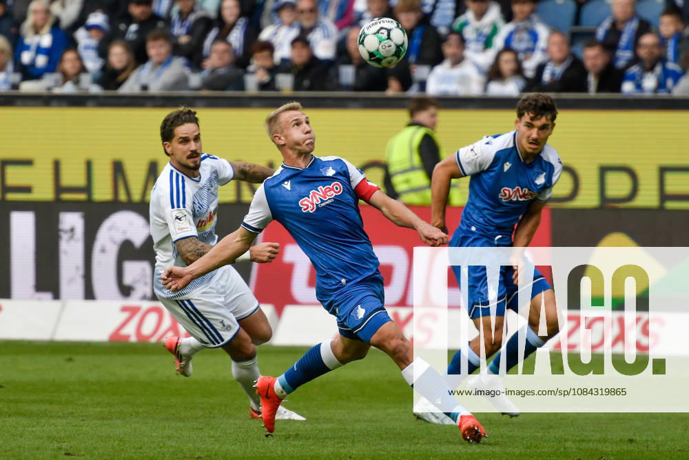 V li battling for the ball Lex Tyger Lobinger Duisburg 45 Valentin Lässig Laessig Hoffenheim 6 10 10 2026 ¢ Soccer ¢ MSV Duisburg vs. TSG 1899 Hoffenheim II, Schauinsland Reisen Arena, Duisburg, DFB DFL REGULATIONS PROHIBIT ANY USE OF PHOTOGRAPHS AS IMAGE SEQUENCES AND OR QUASI-VIDEO NRW Germany