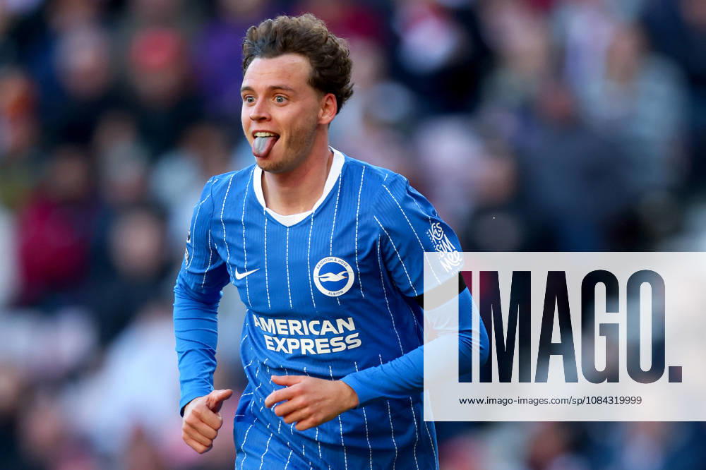 Sunderland v Brighton and Hove Albion - Premier League 2026 27 Maxim De Cuyper of Brighton and Hove Albion celebrates 1st goal during the Premier League 2026 27 match between Sunderland and Brighton & Hove Albion at Stadium of Light on October 10, 2026 in Sunderland, England. WARNING! This Photograph May Only Be Used For Newspaper And Or Magazine Editorial Purposes. May Not Be Used For Publications Involving 1 player, 1 Club Or 1 Competition Without Written Authorisation From Football DataCo Ltd. For Any Queries, Please Contact Football DataCo Ltd on +44 (0) 207 864 9121 Sunderland Stadium of Light England United Kingdom