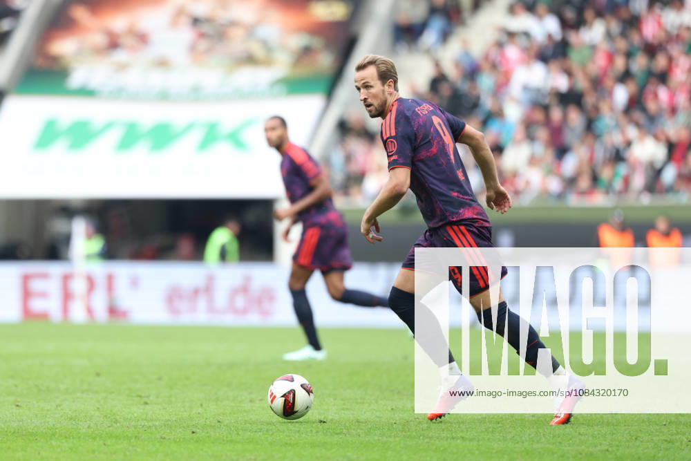 Harry Kane, FC Bayern Munich, 09, GER, FC Augsburg vs. FC Bayern Munich, Soccer, Bundesliga, Matchday 5, 2026–2027 Season, October 10, 2026, DFL and DFB regulations prohibit any use of photographs as image sequences and or quasi-video, GER, FC Augsburg vs. FC Bayern Munich, Soccer, Bundesliga, Matchday 5, 2026–2027 season, October 10, 2026, Augsburg