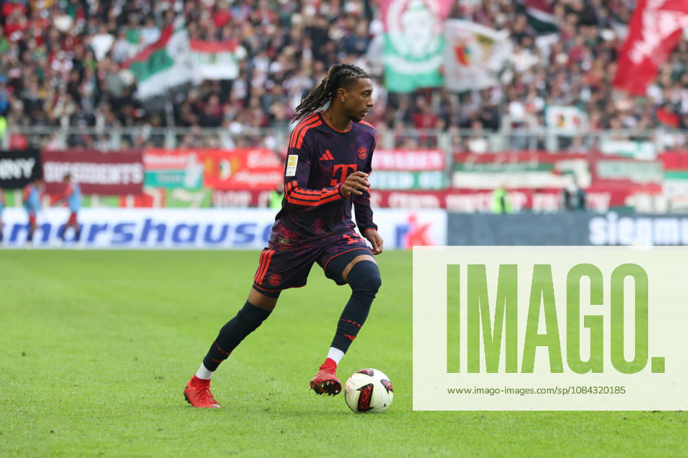 Michael Olise, FC Bayern Munich, 17, GER, FC Augsburg vs. FC Bayern Munich, Soccer, Bundesliga, Matchday 5, 2026–2027 Season, October 10, 2026, DFL and DFB regulations prohibit any use of photographs as image sequences and or quasi-video, GER, FC Augsburg vs. FC Bayern Munich, Soccer, Bundesliga, Matchday 5, 2026–2027 season, October 10, 2026, Augsburg