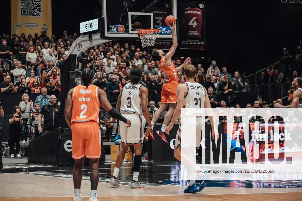 EasyCredit Basketball Bundesliga, Matchday 5, Niners Chemnitz vs. Bayern Munich, October 10, 2026, starting at 4:00 p.m., Chemnitz, Chemnitz Arena. In Photo 01: Phlandrous Fleming Jr., 03 MarJon Beauchamp, 21 Justus Hollatz, 25 Ben Burnham easyCredit Basketball Bundesliga, Matchday 5, Niners Chemnitz vs. Bayern Munich, Chemnitz, Saxony, Germany