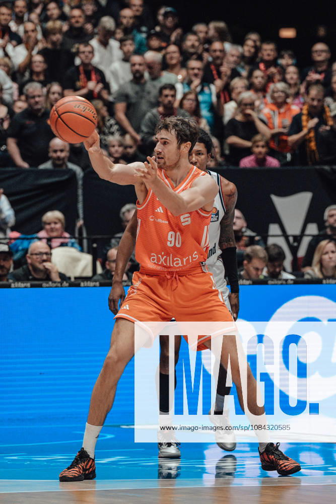 EasyCredit Basketball Bundesliga, Matchday 5, Niners Chemnitz vs. Bayern Munich, October 10, 2026, starting at 4:00 p.m., Chemnitz, Chemnitz Arena. In the photo: 90 Jannis von Seckendorf, easyCredit Basketball Bundesliga, Matchday 5, Niners Chemnitz vs. Bayern Munich, Chemnitz, Saxony, Germany
