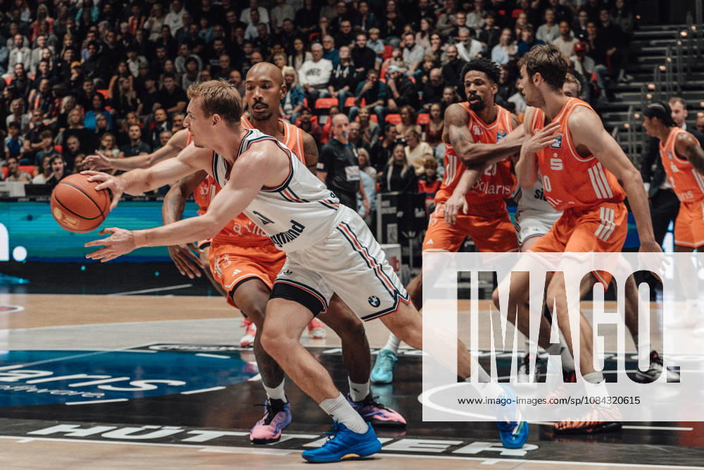 EasyCredit Basketball Bundesliga, Matchday 5, Niners Chemnitz vs. Bayern Munich, October 10, 2026, starting at 4:00 p.m., Chemnitz, Chemnitz Arena. Pictured: Darion Atkins, No. 17. easyCredit Basketball Bundesliga, Matchday 5, Niners Chemnitz vs. Bayern Munich, Chemnitz, Saxony, Germany