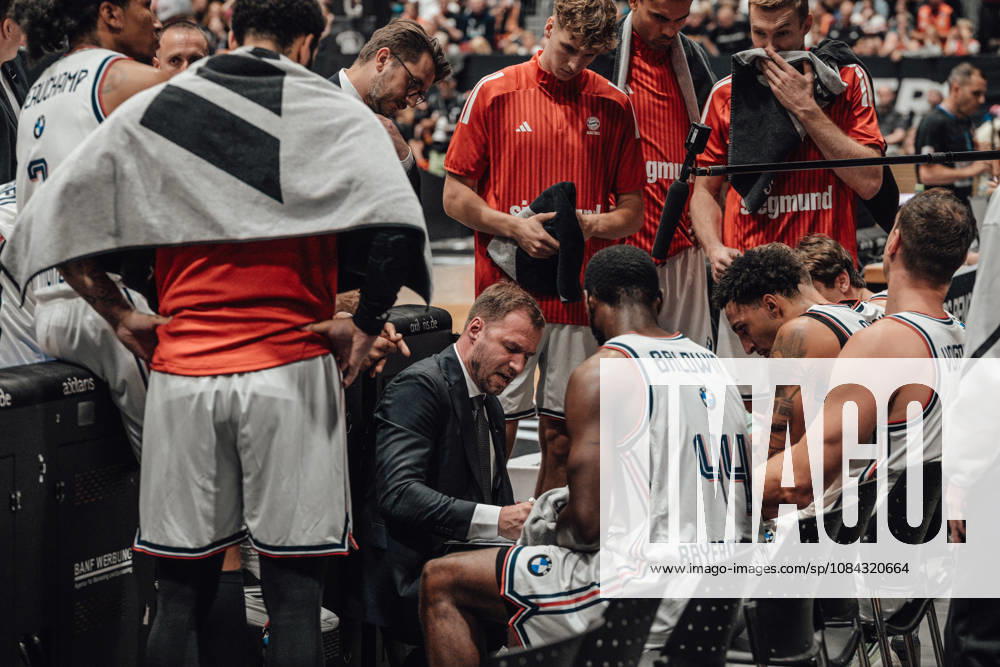 EasyCredit Basketball Bundesliga, Matchday 5, Niners Chemnitz vs. Bayern Munich, October 10, 2026, starting at 4:00 p.m., Chemnitz, Chemnitz Arena. Pictured: Head Coach Anton Gavel. easyCredit Basketball Bundesliga, Matchday 5, Niners Chemnitz vs. Bayern Munich, Chemnitz, Saxony, Germany