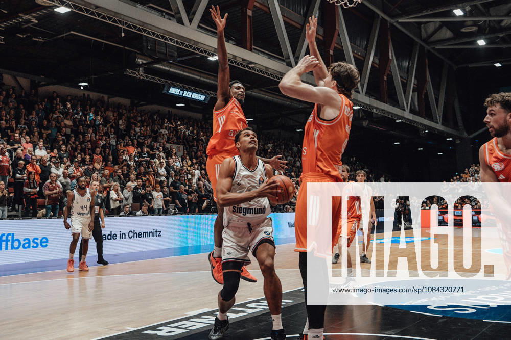 EasyCredit Basketball Bundesliga, Matchday 5, Niners Chemnitz vs. Bayern Munich, October 10, 2026, starting at 4:00 p.m., Chemnitz, Chemnitz Arena. In Photo 01: Oscar da Silva. easyCredit Basketball Bundesliga, Matchday 5, Niners Chemnitz vs. Bayern Munich, Chemnitz, Saxony, Germany