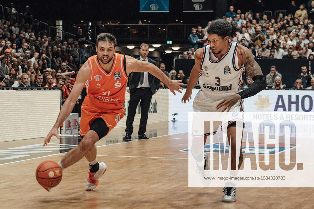 EasyCredit Basketball Bundesliga, Matchday 5, Niners Chemnitz vs. Bayern Munich, October 10, 2026, starting at 4:00 p.m., Chemnitz, Chemnitz Arena. Pictured: No. 21 Mateo Seric, March 3, Jon Beauchamp, easyCredit Basketball Bundesliga, Matchday 5, Niners Chemnitz vs. Bayern Munich, Chemnitz, Saxony, Germany