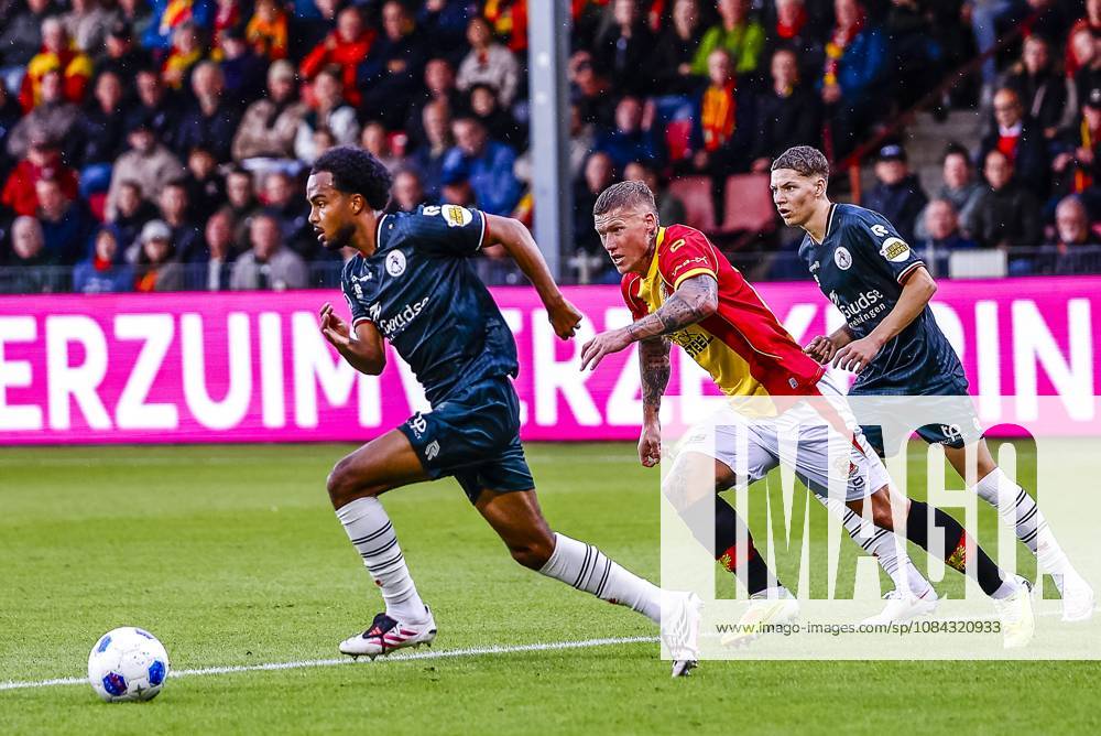 , Stadium De Adelaarshorst , season 2026 2027 , Dutch Eredivisie football . match between Go Ahead Eagles and Sparta Rotterdam, Picture shows Sparta player Marvin Young , Eagles player Victor Edvardsen Go Ahead Eagles - Sparta x208110429x