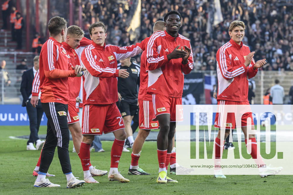 Pictured from left: Tim Skarke (Union Berlin), 21; Mekhi Gray (Union Berlin), 32; Union wins 1–0 after 90 plus 2 minutes; joy, celebration, and satisfaction on the players’ faces; GER, Berlin, soccer, 1. FC Union Berlin vs. SV Elversberg, at the Alte Försterei, October 10, 2026. DFB and DFL regulations prohibit any use of photographs as image sequences and or quasi-video,
