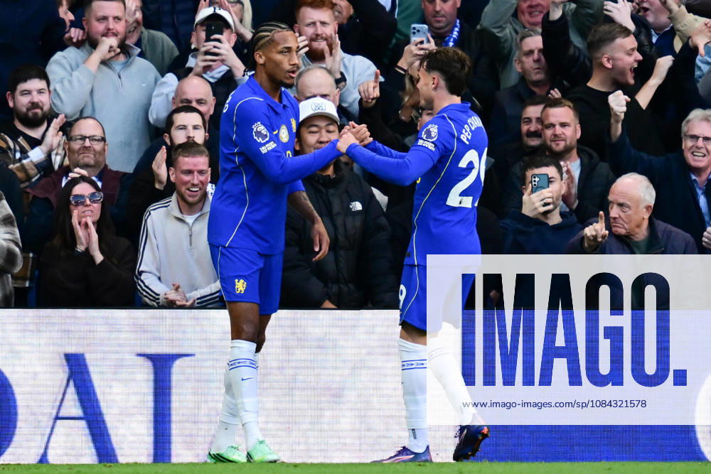 Chelsea v Bournemouth, Premier League GOAL Chelsea forward Joao Pedro (9) scores a goal and celebrates with Chelsea defender Pep Chavaria (29) 4-1 during the Premier League match between Chelsea and Bournemouth at Stamford Bridge, London, UK on 10 October 2026. London Stamford Bridge Greater London UK Editorial use only DataCo restrictions apply See www.football-dataco.com ,