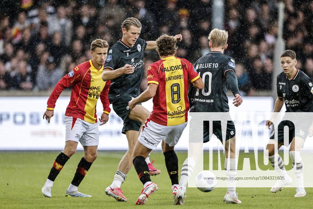 DEVENTER - (lr) Giovanni van Zwam of Go Ahead Eagles, Milan Zonneveld of Sparta Rotterdam, Evert Linthorst of Go Ahead Eagles, Cedric Hatenboer of Sparta Rotterdam during the Dutch Eredivisie match between Go Ahead Eagles and Sparta Rotterdam at De Adelaarshorst on October 10, 2026 in Deventer, the Netherlands. BART STOUTJESDIJK ANP Eredivisie 2026 27 ANPxSportx IVx 572029354 originalFilename: 572029354