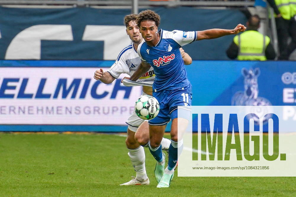 From left: Tobias Fleckstein (Duisburg) vs. Jykese Fields (Hoffenheim) 5 11 10 10 2026 ¢ Soccer ¢ MSV Duisburg vs. TSG 1899 Hoffenheim II, Schauinsland Reisen Arena, Duisburg, DFB and DFL regulations prohibit any use of photographs as image sequences and or quasi-video. NRW, Germany