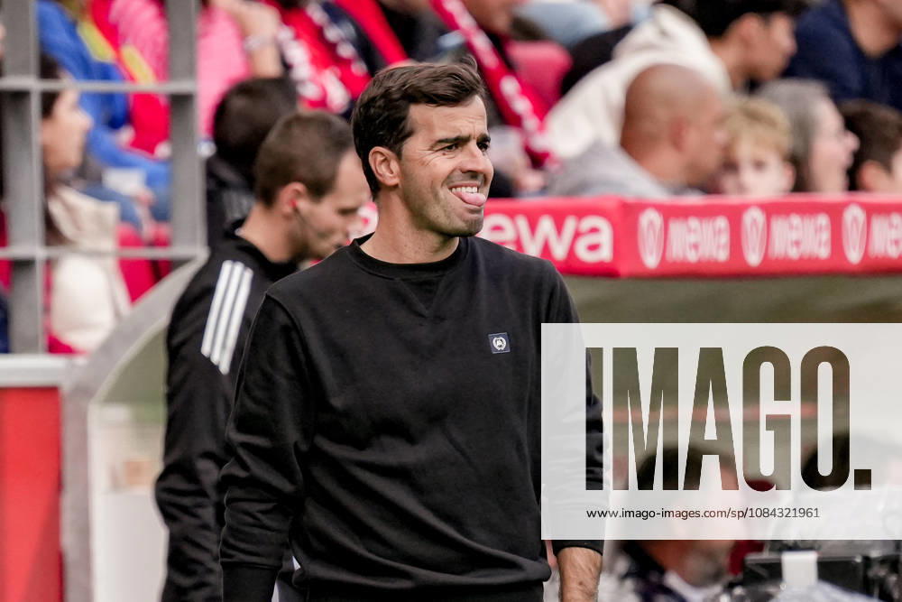 Germany Soccer Season 2026–2027, 1. Bundesliga, Matchday 5, FSV Mainz 05 vs. Bayer 04 Leverkusen at MEWA Arena, Mainz; Carles Martinez, Carles Martinez (Coach, Bayer 04 Leverkusen); facial expressions, emotions; Mainz, MEWA Arena, Germany