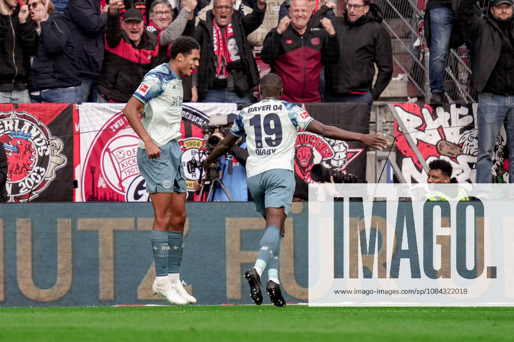 German Soccer Season 2026–2027, 1. Bundesliga, Matchday 5, FSV Mainz 05 vs. Bayer 04 Leverkusen at MEWA Arena, Mainz; Ernest Poku of Bayer 04 Leverkusen, 19th goal and goal celebration for the 2–4 score; goal, goal celebration, celebration, joy, emotions, Mainz, MEWA Arena, Germany