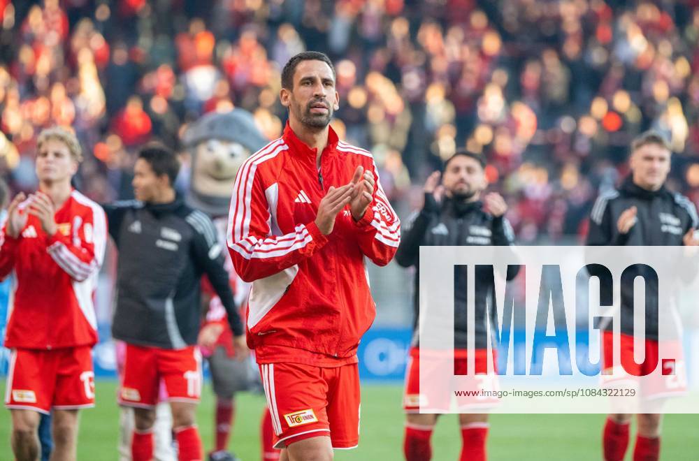 Soccer, Men s, 2026–2027 Season, Bundesliga 1, Matchday 5, 1. FC Union Berlin vs. SV 07 Elversberg, Rani Khedira (1. FC Union Berlin), Celebrating after the final whistle, October 10, 2026,