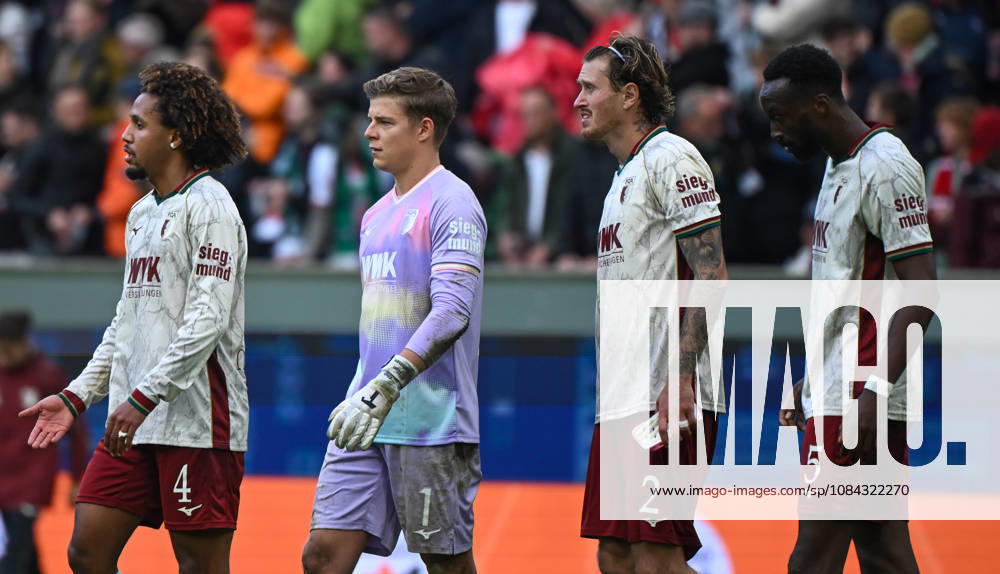 Soccer, Bundesliga 1, FC Augsburg vs. Bayern Munich, team, player, disappointed, looking disappointed after the match, disappointed at the end of the match. DFL and DFB regulations prohibit any use of photographs as image sequences and or quasi-video. Augsburg