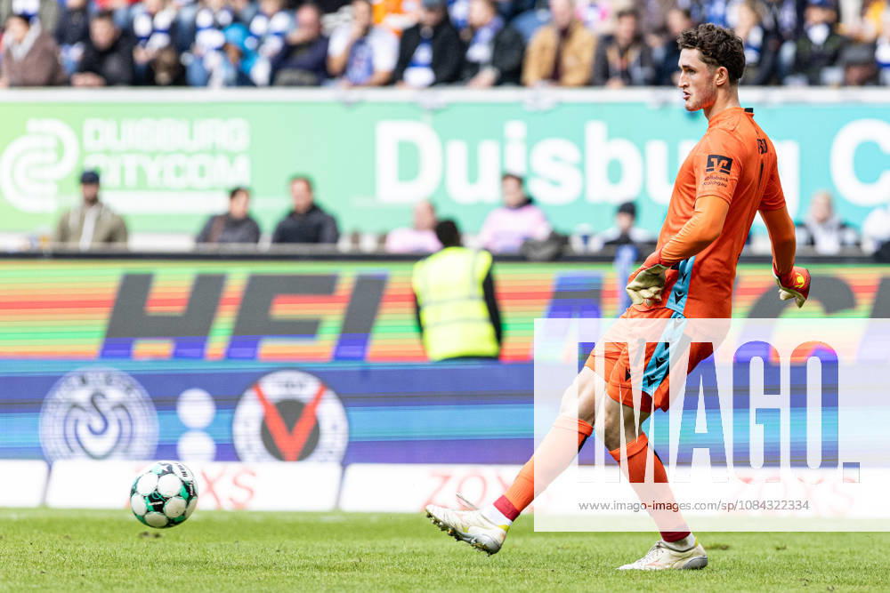 3rd Division: MSV Duisburg vs. TSG Hoffenheim II, October 10, 2026, Lukas Petersson (TSG Hoffenheim II), 1 3rd Division, Matchday 8: MSV Duisburg vs. TSG Hoffenheim II at Schauinsland Reisen Arena, Duisburg, October 10, 2026. DFB regulations prohibit any use of photographs as image sequences and or quasi-video