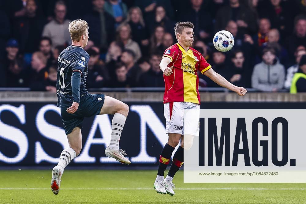 , Stadium De Adelaarshorst , season 2026 2027 , Dutch Eredivisie football . match between Go Ahead Eagles and Sparta Rotterdam, Picture shows Sparta player Cederic Hatenboer , Eagles player Alfons Sampsted Go Ahead Eagles - Sparta x208111185x