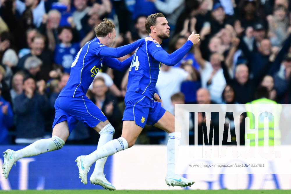 Chelsea v Bournemouth, Premier League GOAL Chelsea midfielder Jordan Henderson (14) scores a goal from a free kick 5-1 and celebrates with Chelsea midfielder Cole Palmer (10) during the Premier League match between Chelsea and Bournemouth at Stamford Bridge, London, UK on 10 October 2026. London Stamford Bridge Greater London UK Editorial use only DataCo restrictions apply See www.football-dataco.com ,